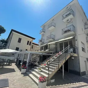Moroni Hotel